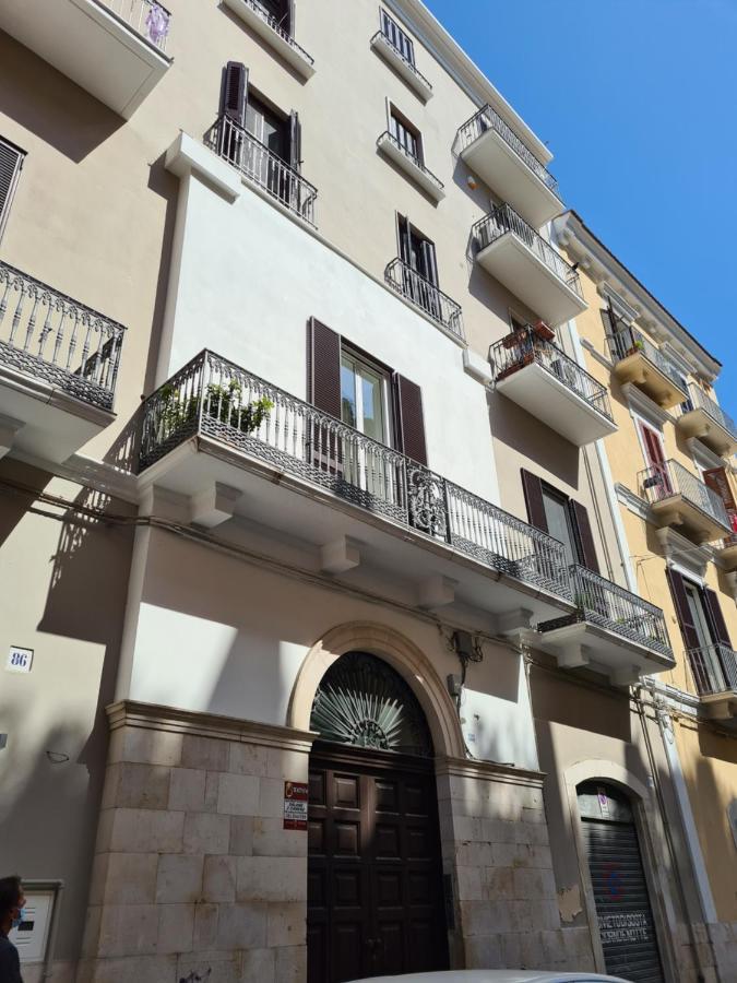 Saint George'S House 2 Bari Apartment Exterior photo