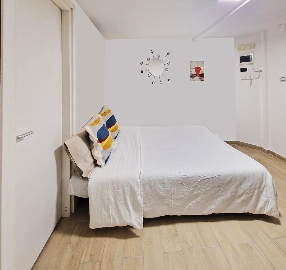 Saint George'S House 2 Bari Apartment Exterior photo